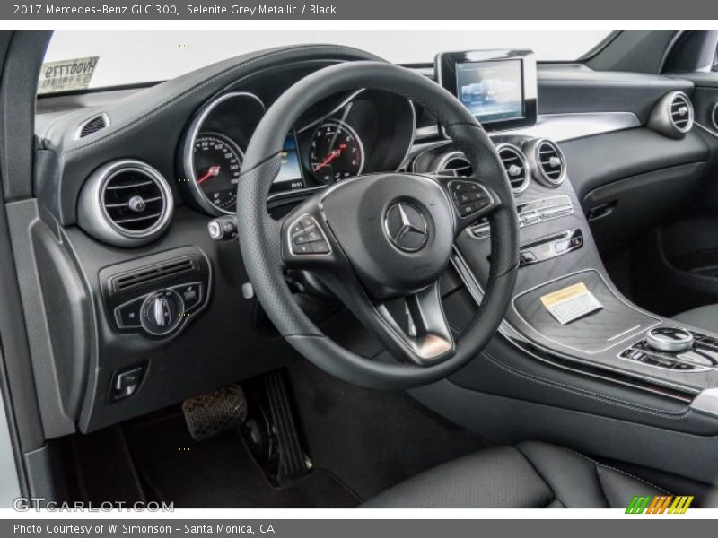 Selenite Grey Metallic / Black 2017 Mercedes-Benz GLC 300