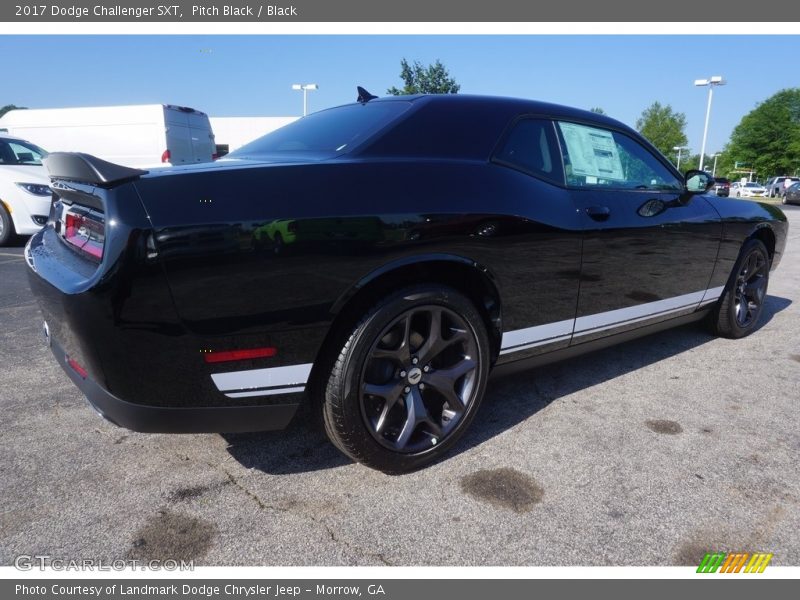 Pitch Black / Black 2017 Dodge Challenger SXT