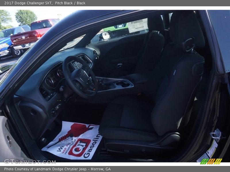 Pitch Black / Black 2017 Dodge Challenger SXT