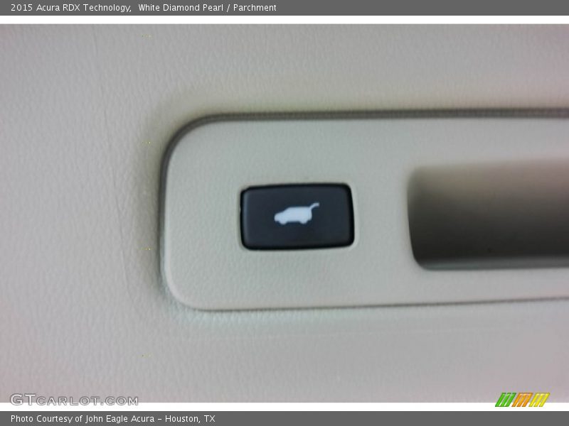 White Diamond Pearl / Parchment 2015 Acura RDX Technology
