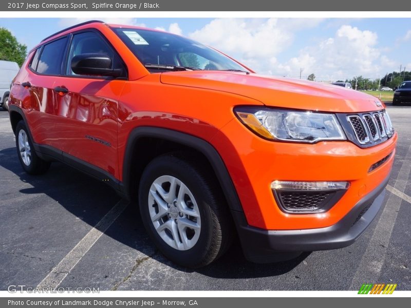 Front 3/4 View of 2017 Compass Sport