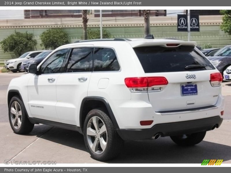 Bright White / New Zealand Black/Light Frost 2014 Jeep Grand Cherokee Limited
