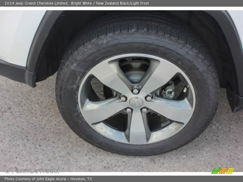 Bright White / New Zealand Black/Light Frost 2014 Jeep Grand Cherokee Limited