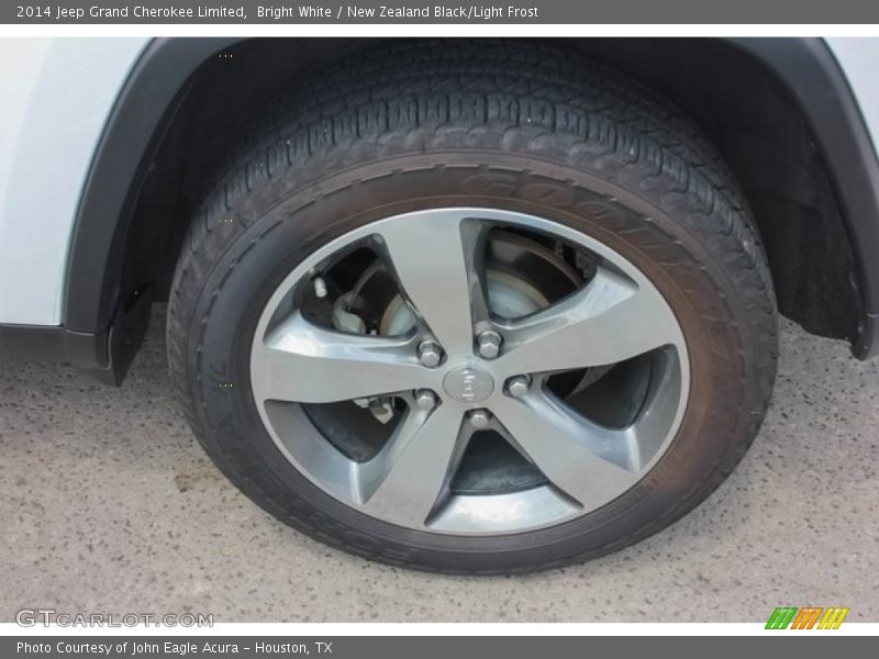 Bright White / New Zealand Black/Light Frost 2014 Jeep Grand Cherokee Limited