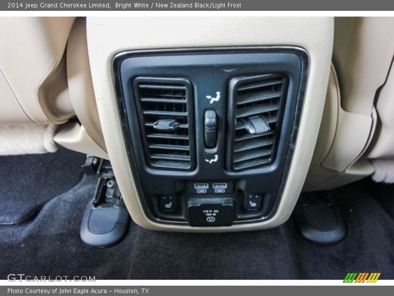 Bright White / New Zealand Black/Light Frost 2014 Jeep Grand Cherokee Limited
