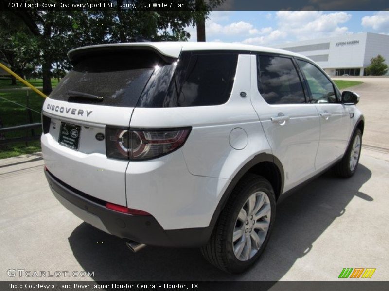 Fuji White / Tan 2017 Land Rover Discovery Sport HSE Luxury
