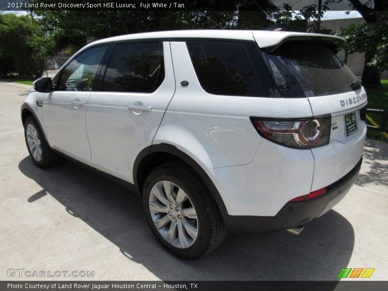 Fuji White / Tan 2017 Land Rover Discovery Sport HSE Luxury