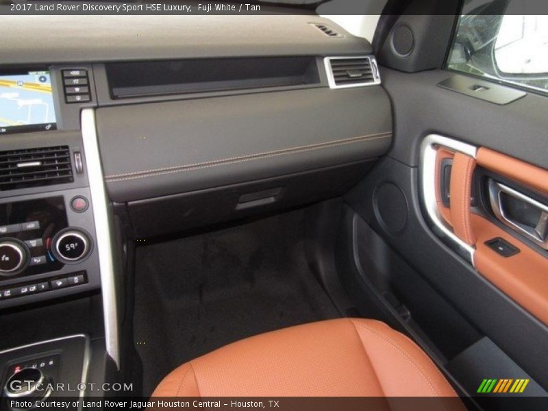 Fuji White / Tan 2017 Land Rover Discovery Sport HSE Luxury