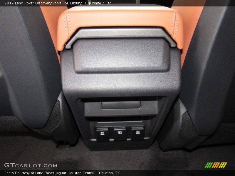 Fuji White / Tan 2017 Land Rover Discovery Sport HSE Luxury