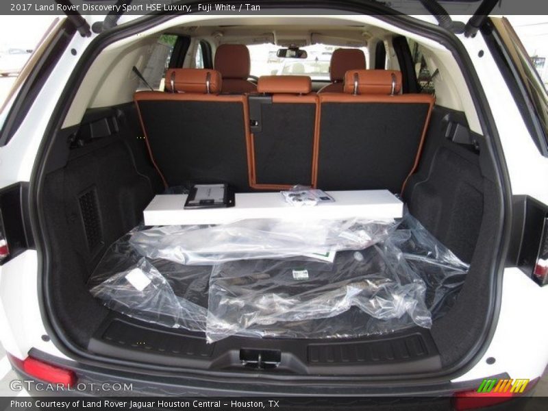 Fuji White / Tan 2017 Land Rover Discovery Sport HSE Luxury