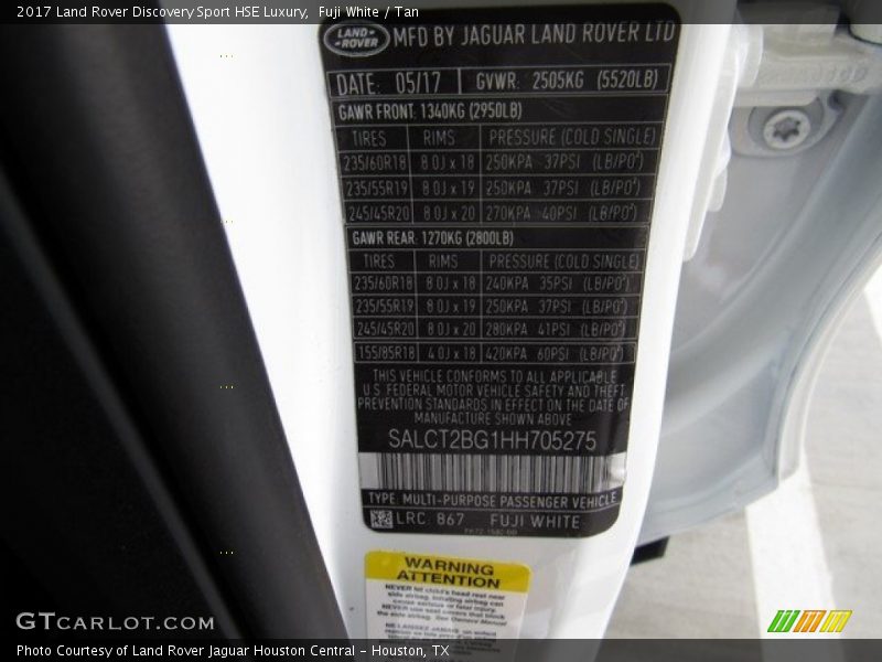 Fuji White / Tan 2017 Land Rover Discovery Sport HSE Luxury