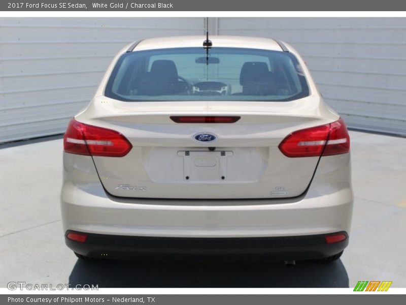 White Gold / Charcoal Black 2017 Ford Focus SE Sedan