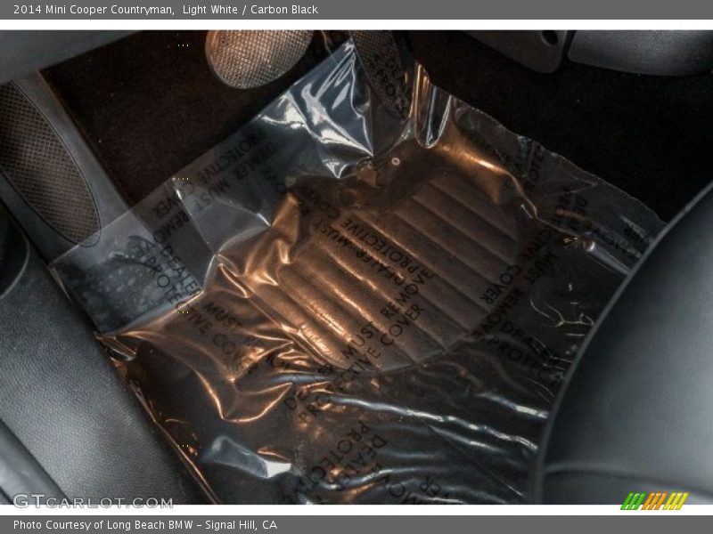 Light White / Carbon Black 2014 Mini Cooper Countryman