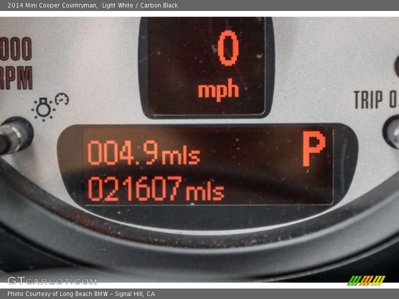 Light White / Carbon Black 2014 Mini Cooper Countryman