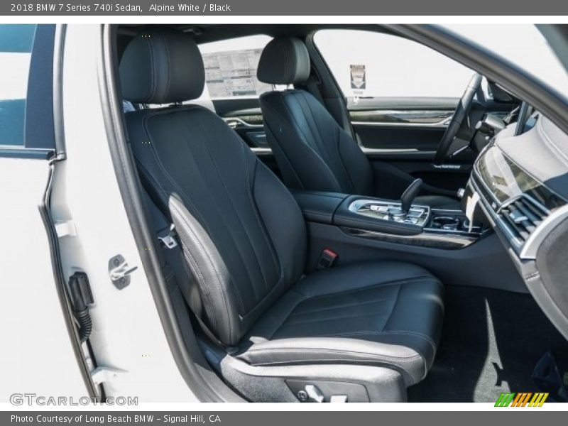 Alpine White / Black 2018 BMW 7 Series 740i Sedan