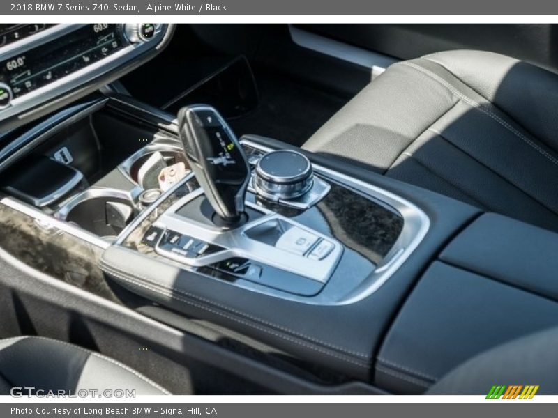 Alpine White / Black 2018 BMW 7 Series 740i Sedan