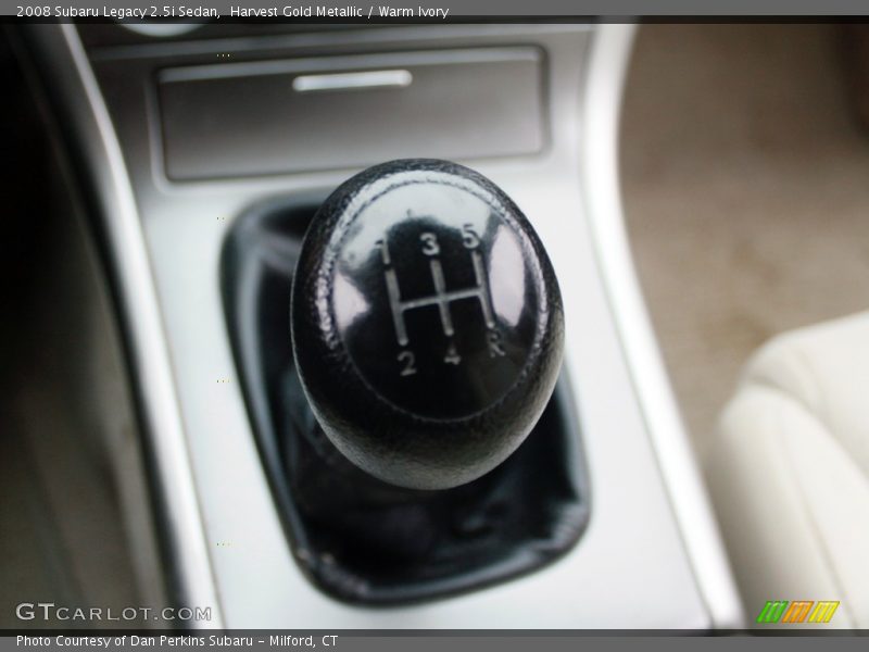 Harvest Gold Metallic / Warm Ivory 2008 Subaru Legacy 2.5i Sedan