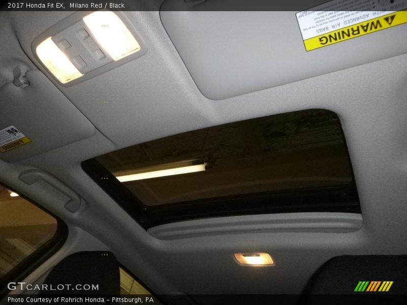 Milano Red / Black 2017 Honda Fit EX