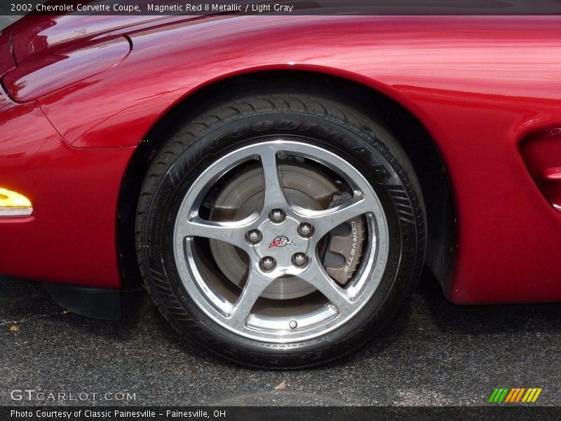 Magnetic Red II Metallic / Light Gray 2002 Chevrolet Corvette Coupe