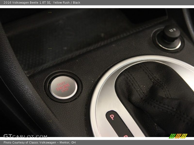 Yellow Rush / Black 2016 Volkswagen Beetle 1.8T SE
