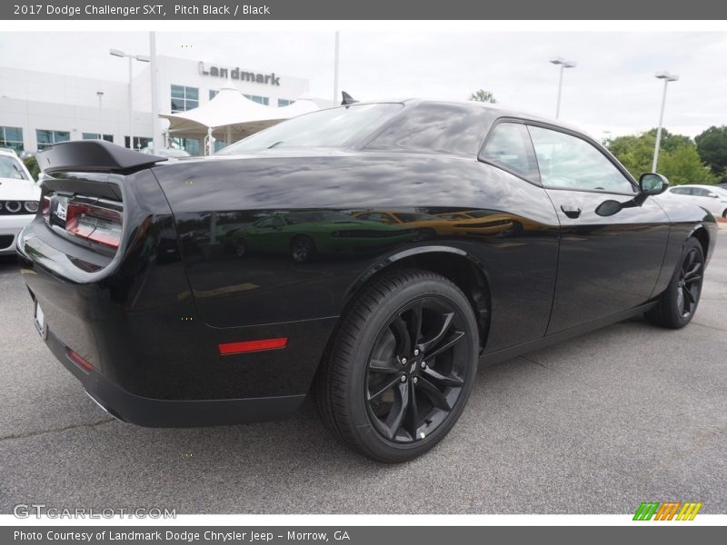 Pitch Black / Black 2017 Dodge Challenger SXT