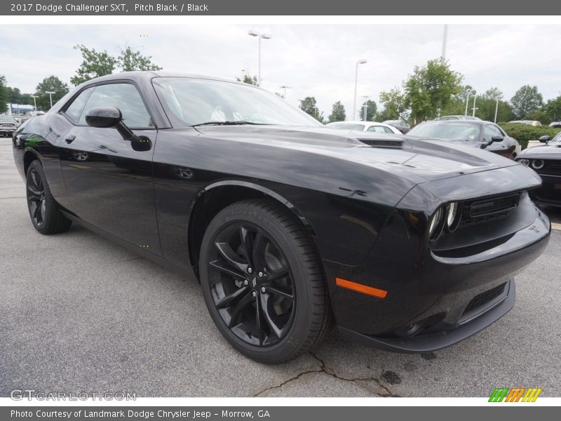 Pitch Black / Black 2017 Dodge Challenger SXT