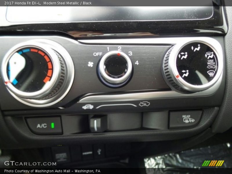 Modern Steel Metallic / Black 2017 Honda Fit EX-L
