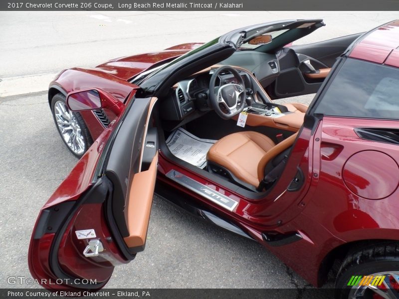 Long Beach Red Metallic Tintcoat / Kalahari 2017 Chevrolet Corvette Z06 Coupe