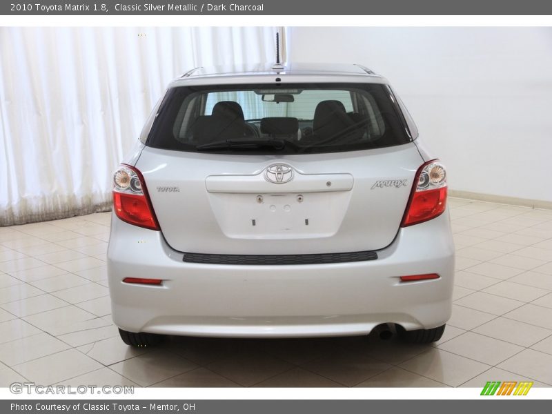 Classic Silver Metallic / Dark Charcoal 2010 Toyota Matrix 1.8