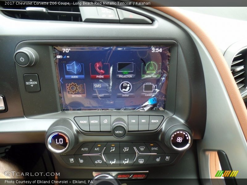 Controls of 2017 Corvette Z06 Coupe