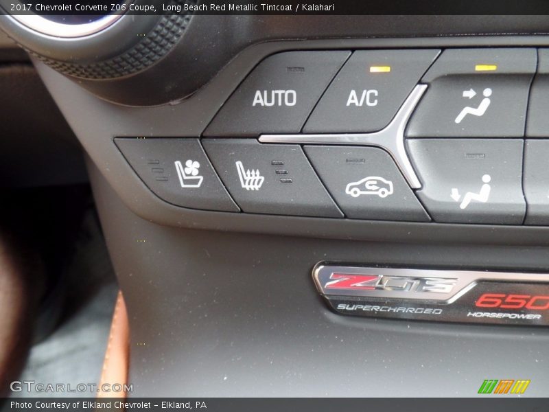 Controls of 2017 Corvette Z06 Coupe