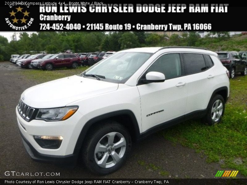 Bright White / Black 2017 Jeep Compass Latitude 4x4