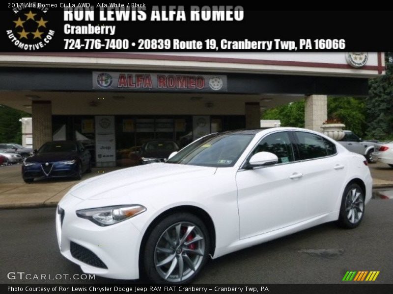 Alfa White / Black 2017 Alfa Romeo Giulia AWD