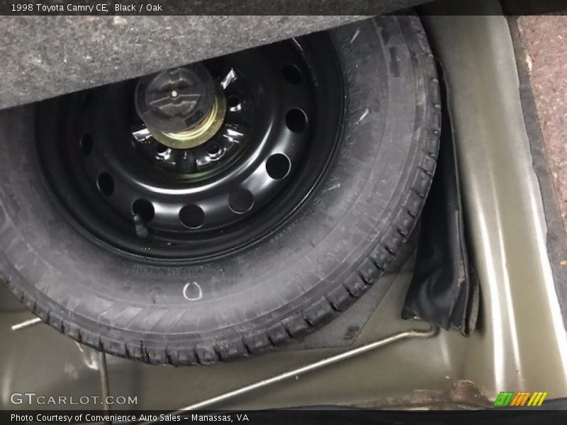 Black / Oak 1998 Toyota Camry CE