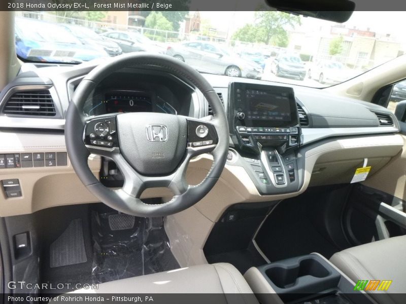 Forest Mist Metallic / Beige 2018 Honda Odyssey EX-L
