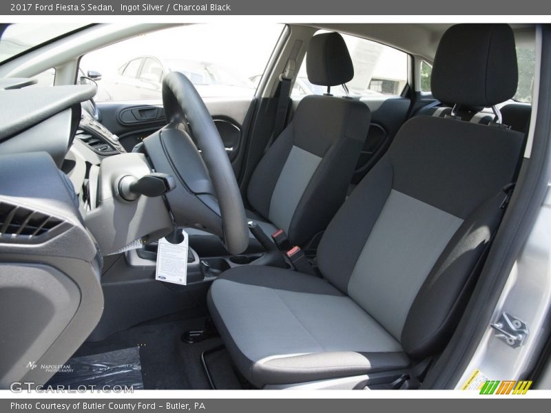 Ingot Silver / Charcoal Black 2017 Ford Fiesta S Sedan