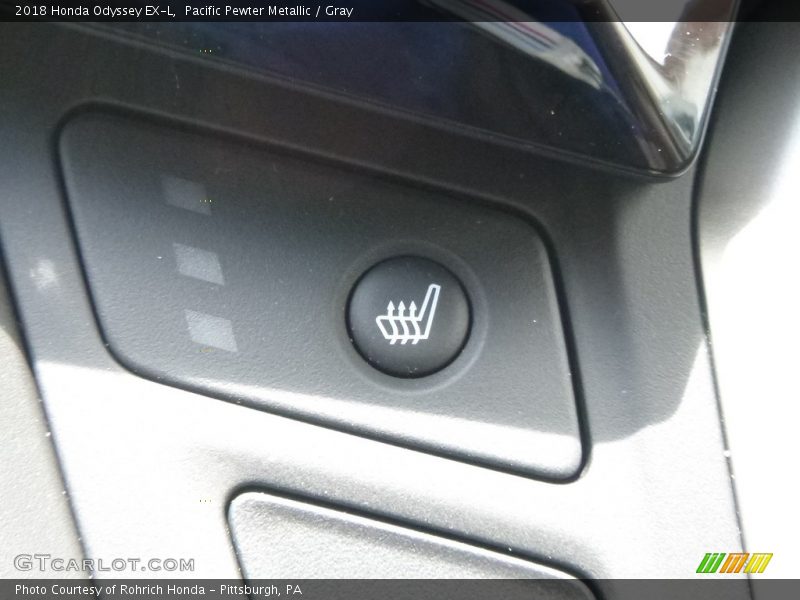 Pacific Pewter Metallic / Gray 2018 Honda Odyssey EX-L