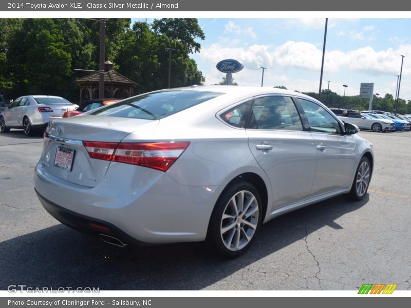 Classic Silver Metallic / Almond 2014 Toyota Avalon XLE