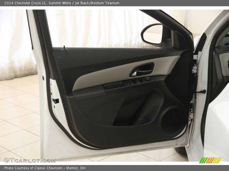 Summit White / Jet Black/Medium Titanium 2014 Chevrolet Cruze LS