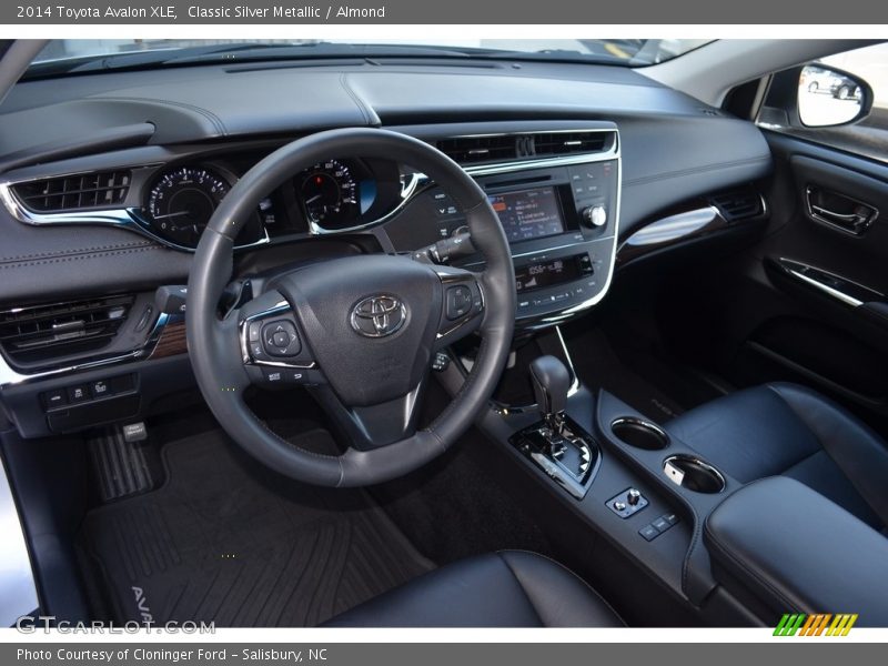 Classic Silver Metallic / Almond 2014 Toyota Avalon XLE