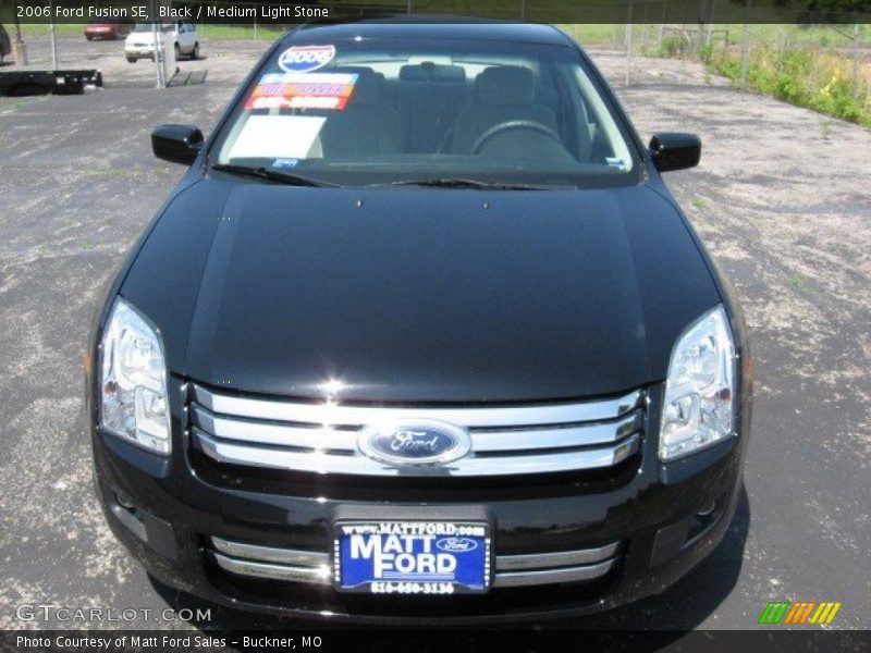 Black / Medium Light Stone 2006 Ford Fusion SE