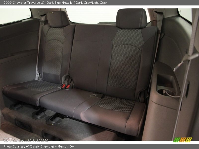 Dark Blue Metallic / Dark Gray/Light Gray 2009 Chevrolet Traverse LS