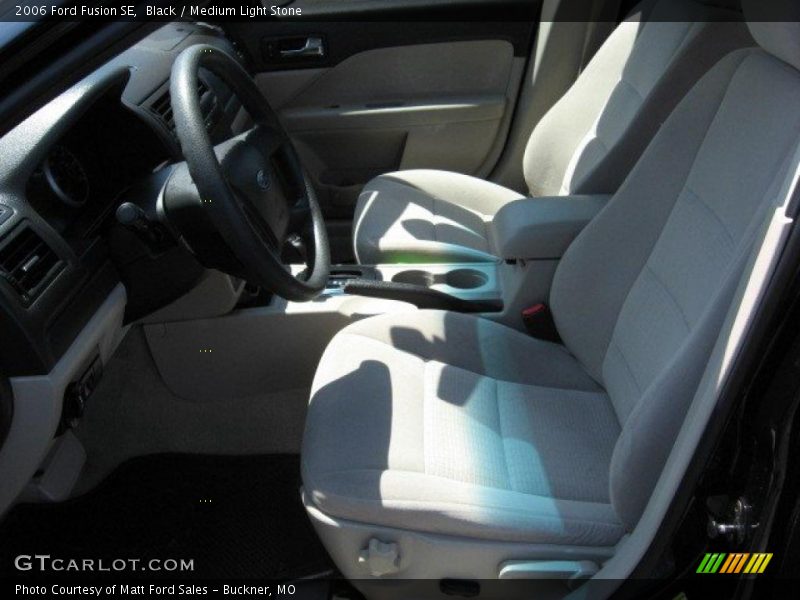 Black / Medium Light Stone 2006 Ford Fusion SE