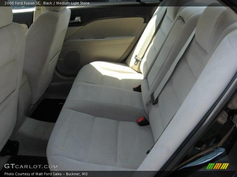 Black / Medium Light Stone 2006 Ford Fusion SE