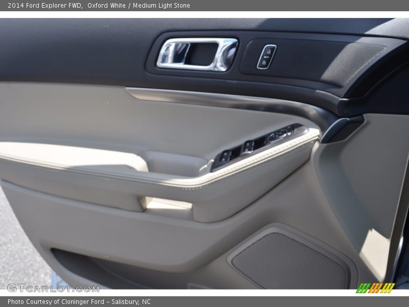 Oxford White / Medium Light Stone 2014 Ford Explorer FWD