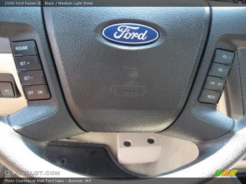 Black / Medium Light Stone 2006 Ford Fusion SE