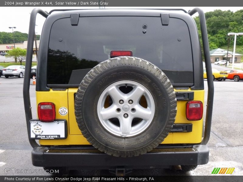 Solar Yellow / Dark Slate Gray 2004 Jeep Wrangler X 4x4