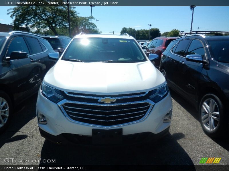 Iridescent Pearl Tricoat / Jet Black 2018 Chevrolet Equinox Premier