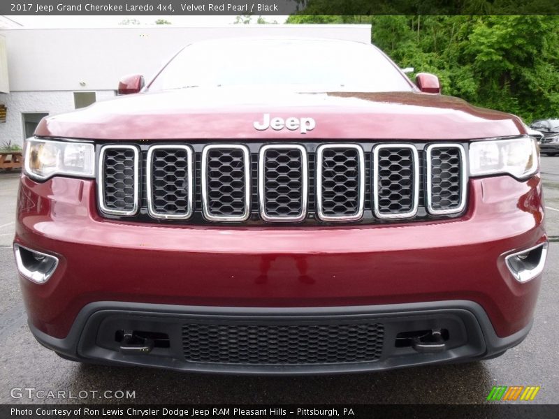 Velvet Red Pearl / Black 2017 Jeep Grand Cherokee Laredo 4x4