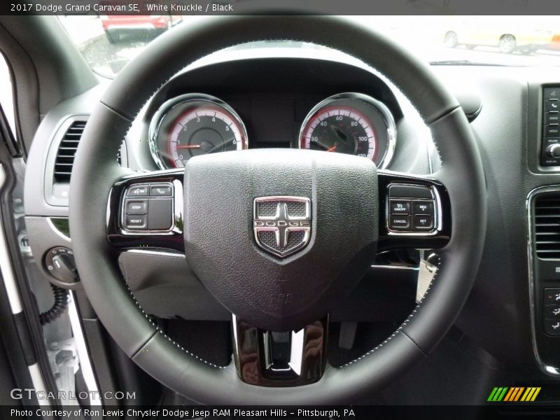 White Knuckle / Black 2017 Dodge Grand Caravan SE